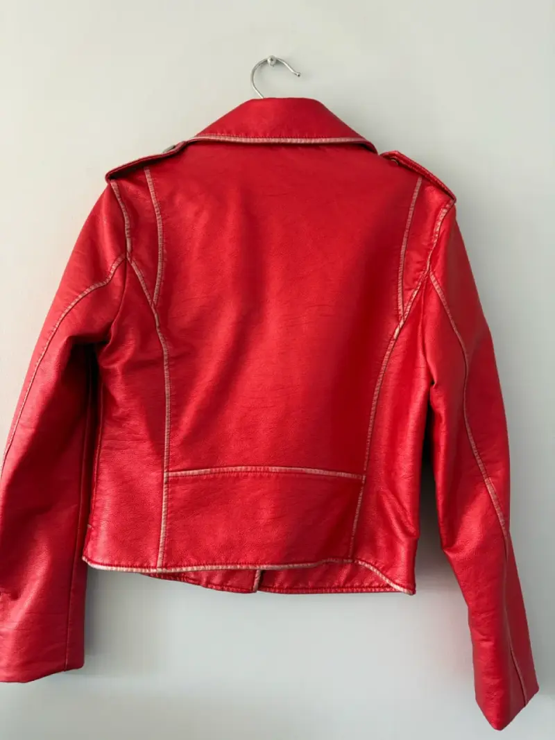 Chaqueta de cuero sintético roja para mujer - 1