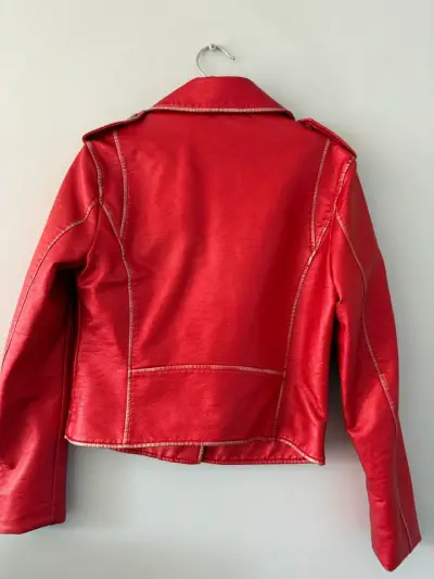Chaqueta de cuero sintético roja para mujer - miniatura 1