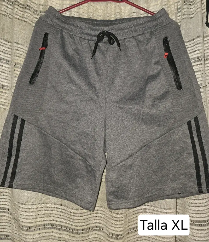 Shorts deportivos grises talla XL con bolsillos