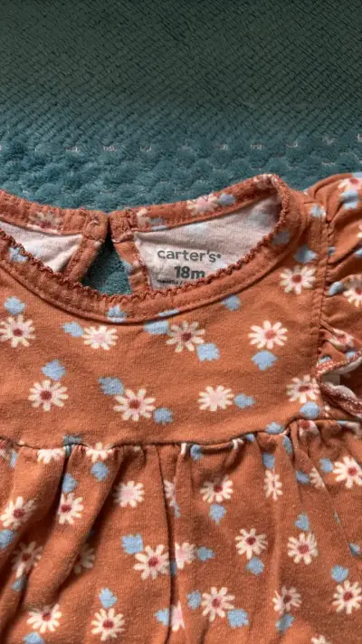 Body de bebé Carter's floral 18 meses - miniatura 2