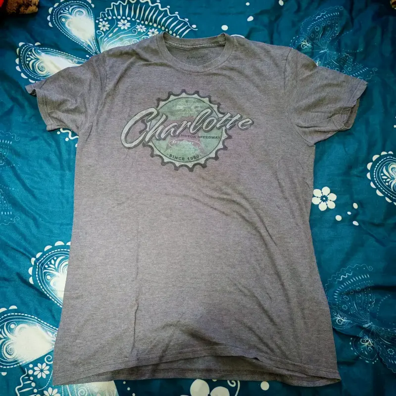 Polera Charlotte Motor Speedway
