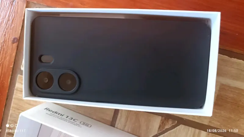 Smartphone Xiaomi Redmi 13C 5G en caja - 1