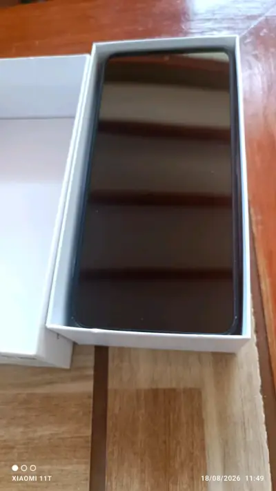 Smartphone Xiaomi Redmi 13C 5G en caja - miniatura 2