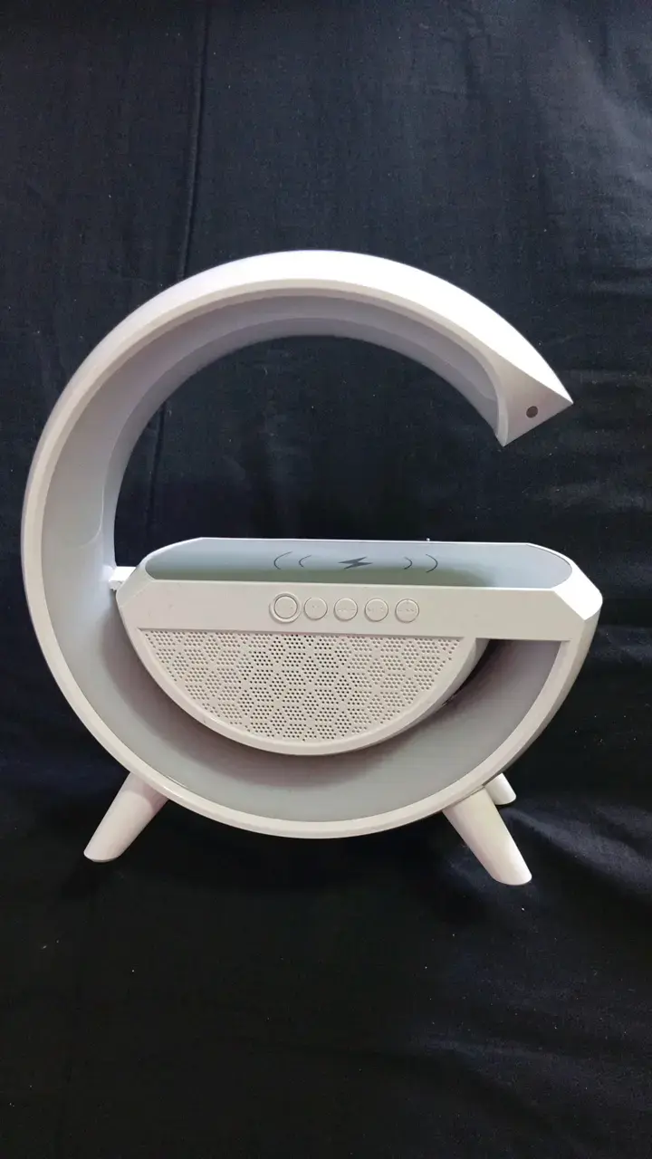 Lámpara LED con altavoz Bluetooth y cargador inalámbrico - 1