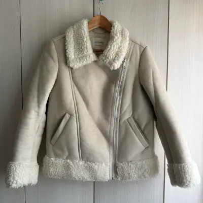 Chaqueta de mujer con forro de corderito - miniatura 1