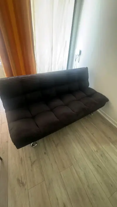 Sofá cama futón negro moderno - miniatura 1