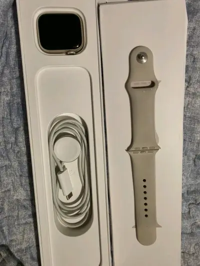 Apple Watch Series 8 Aluminio 41mm Starlight - miniatura 1