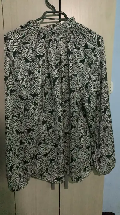 Blusa estampada de mujer H&M - miniatura 2