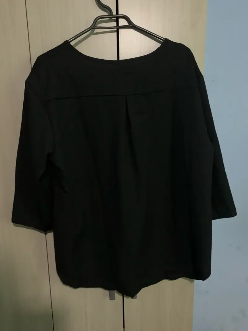 Blusa negra de manga larga Shein talla XL - 2