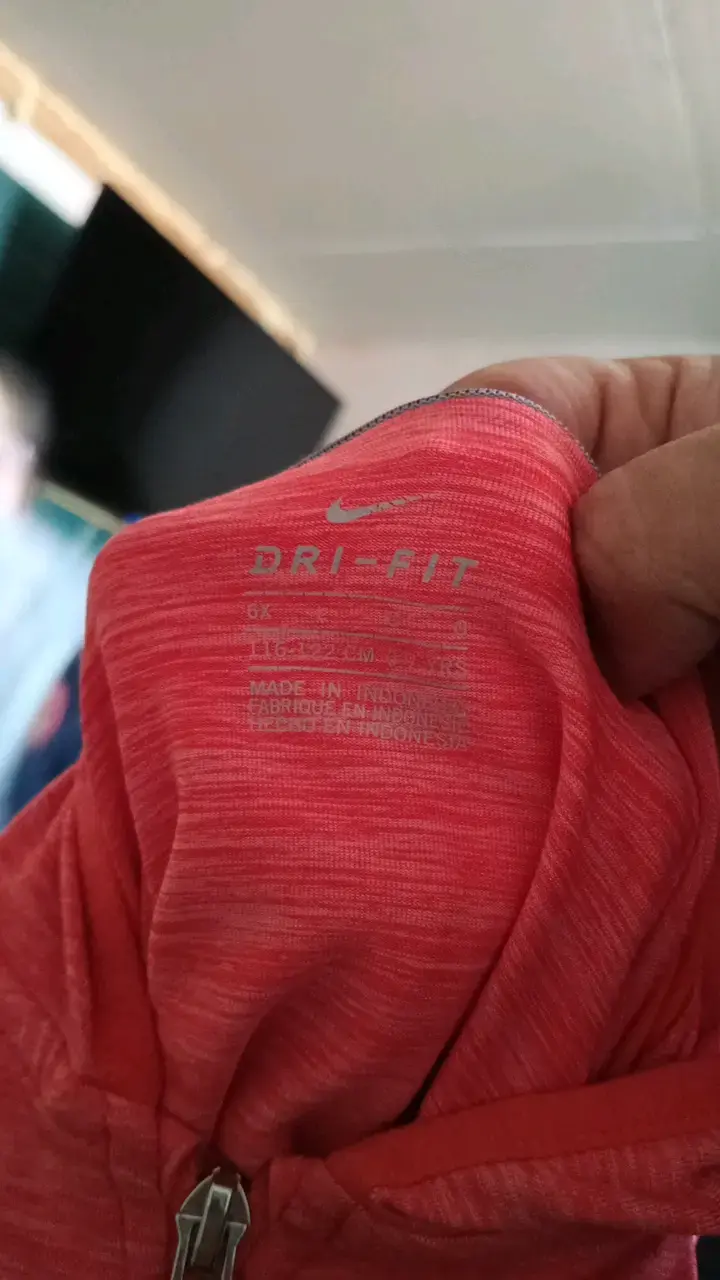 Chaqueta deportiva Nike Dri-FIT roja para niños - 3