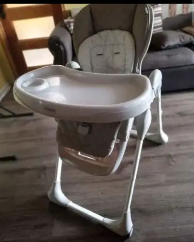 Silla de comer para bebé ajustable - miniatura 1