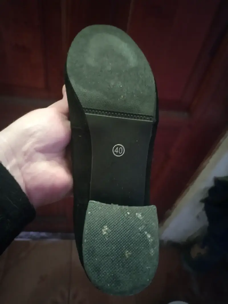 Zapatos de tacón bajo negros con correa - 4