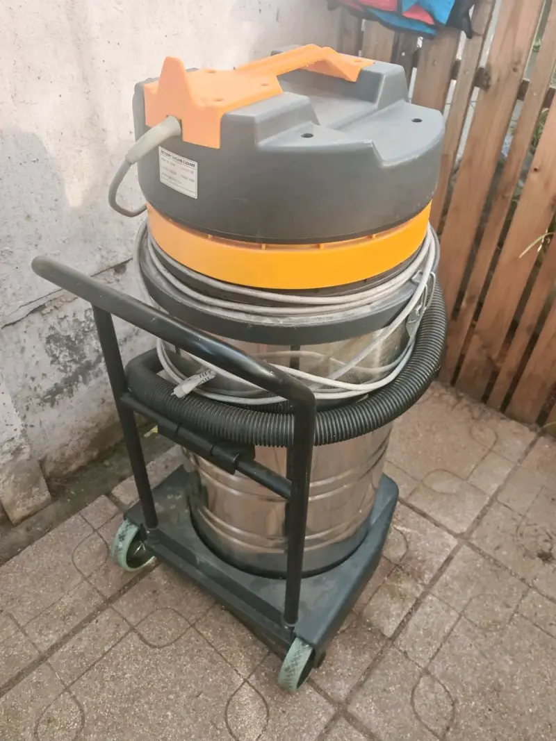 Aspiradora Industrial Wet & Dry 80L 3000W - 1