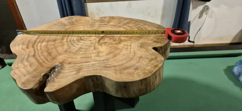 Mesa de centro rústica de madera natural - 2