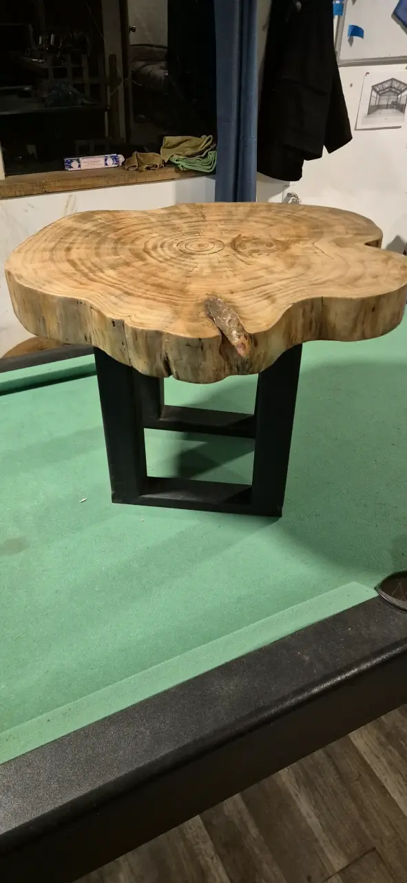 Mesa de centro rústica de madera natural - 4