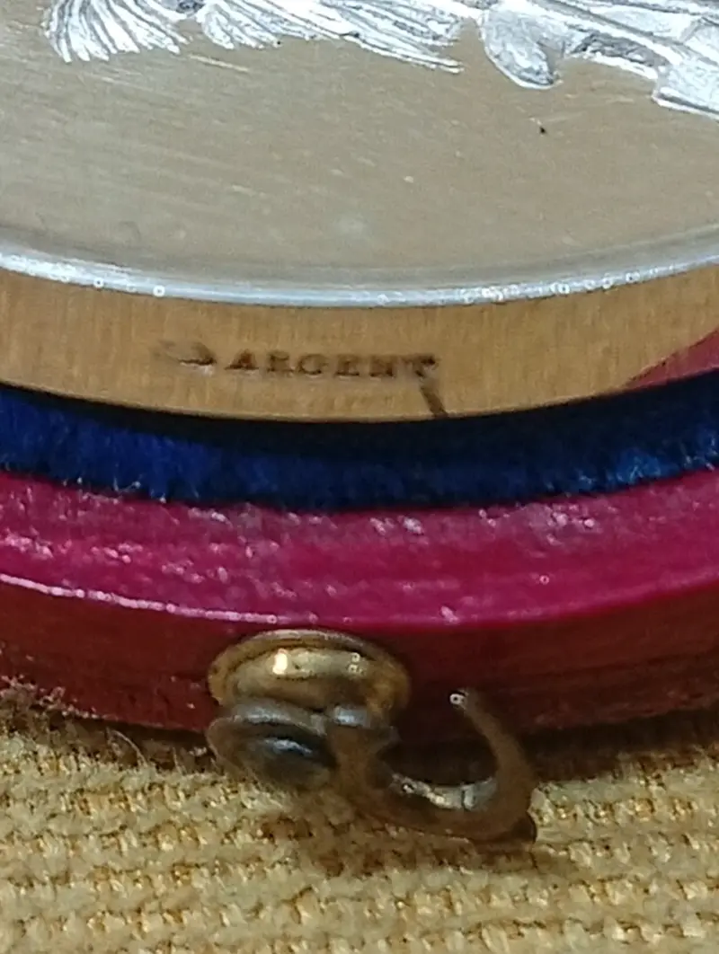 Medalla de Plata 1881 en Estuche Original - 4