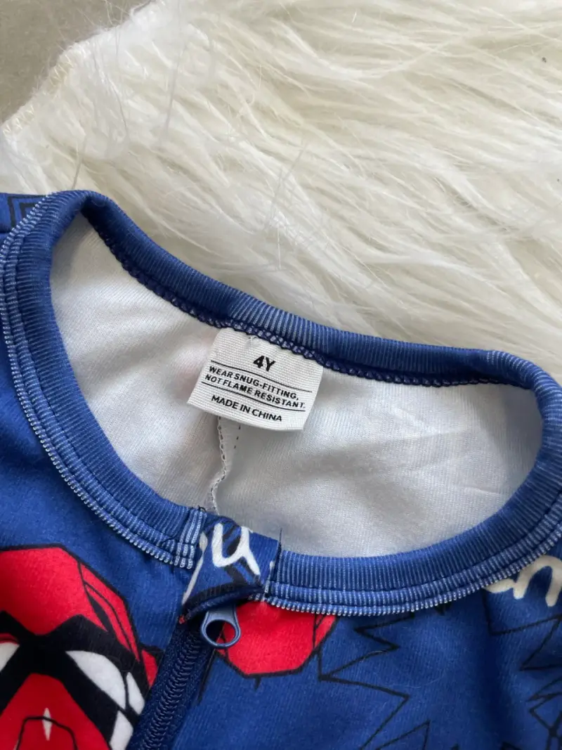 Pijama infantil azul con diseño de superhéroes - 2