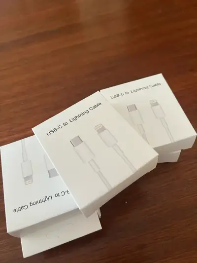Cable USB-C a Lightning para iPhone y iPad - miniatura 3