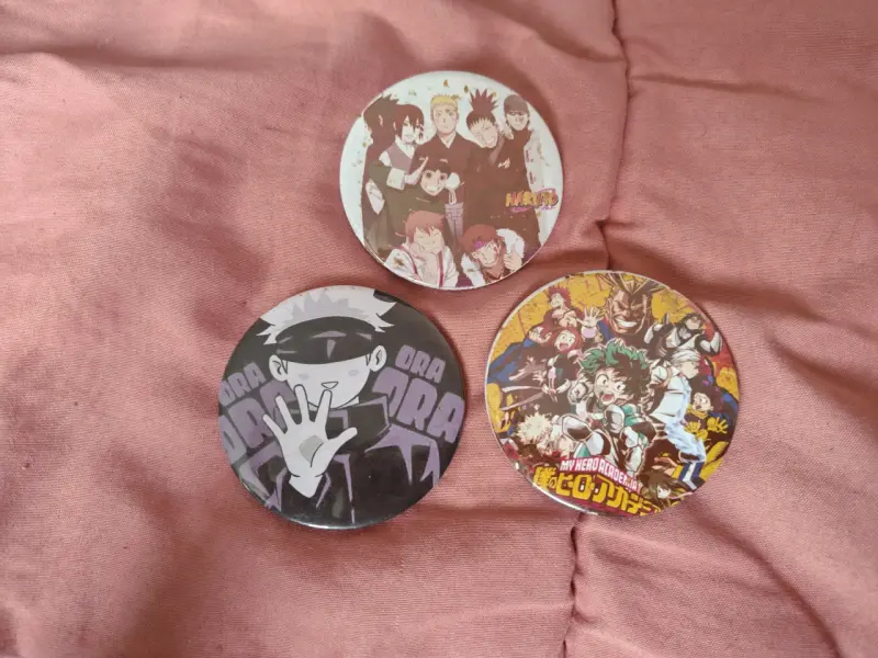 Set de chapitas anime Naruto, My Hero Academia