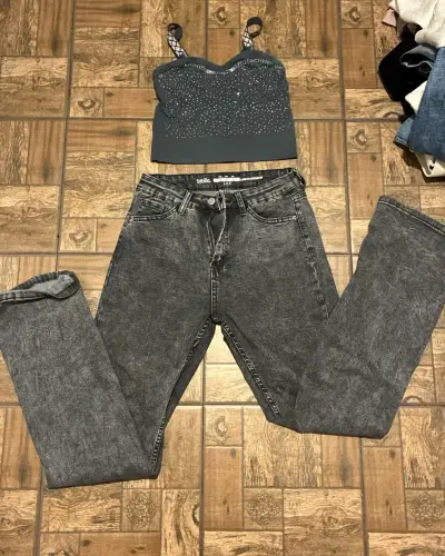 Polera, top, falda y pantalón - miniatura 4