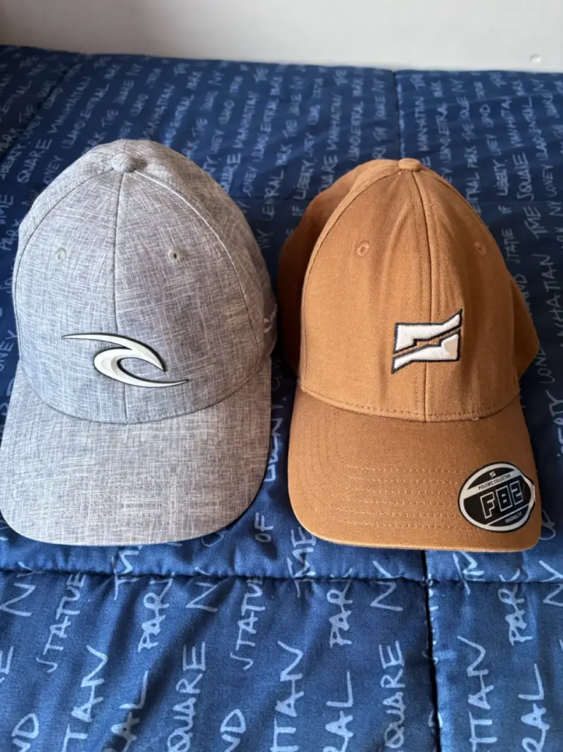 Set gorros (HyM, Ripcurl, Polemic, Volcom) - 3