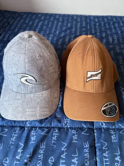 Set gorros (HyM, Ripcurl, Polemic, Volcom) - miniatura 3