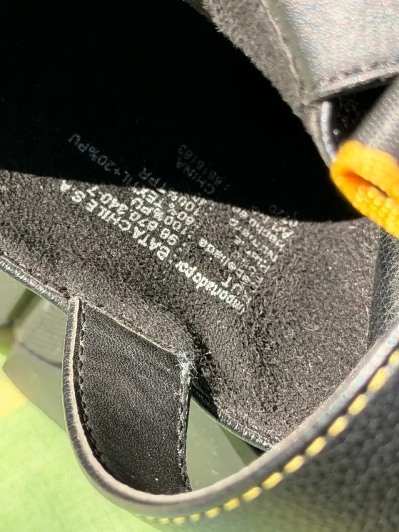 Sandalias de cuero negro Bata - 5