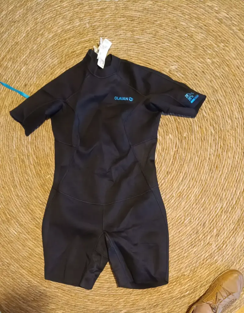 Traje de agua mujer