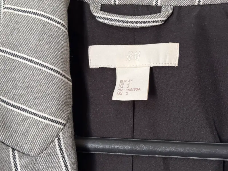 Blazer de rayas gris H&M para mujer - 3