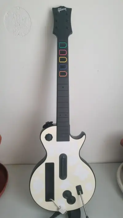 Guitarra Guitar Hero para nintendo Wii - miniatura 2