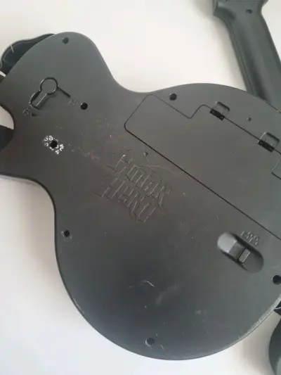 Guitarra Guitar Hero para nintendo Wii - miniatura 4