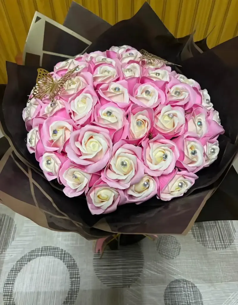 Ramo de flores eternas de jabón - 1