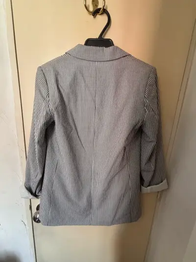 Blazer de rayas para mujer H&M - miniatura 4