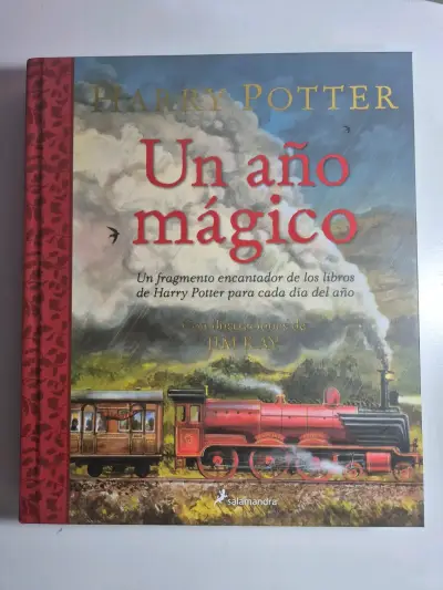 Libro Harry Potter Un Año Mágico con Ilustraciones - miniatura 1
