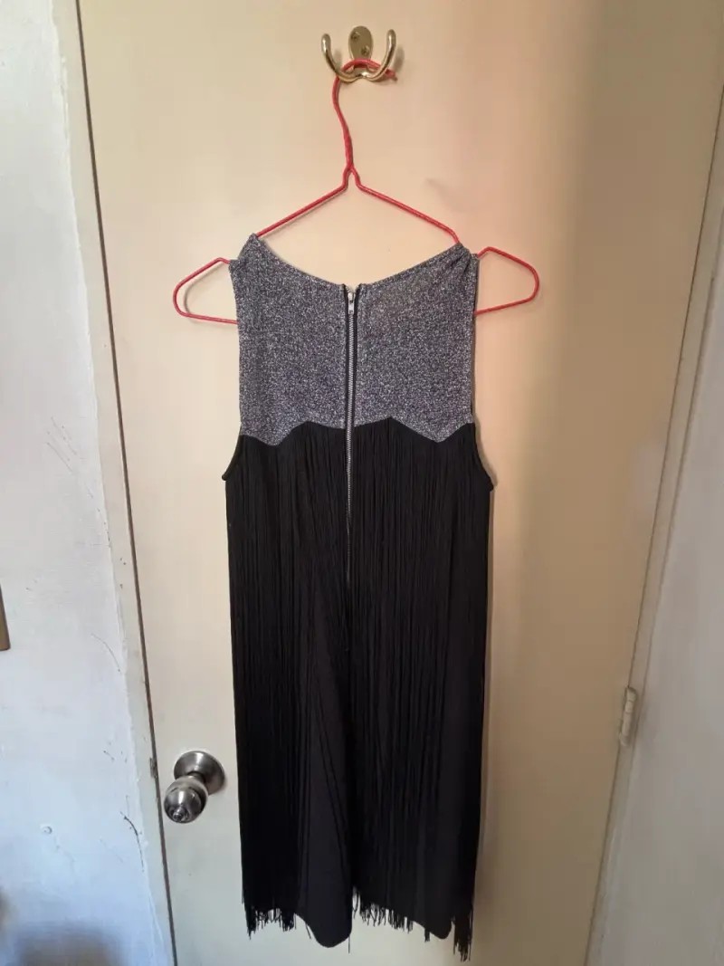 Vestido negro Mossimo con flecos y brillo talla M - 4
