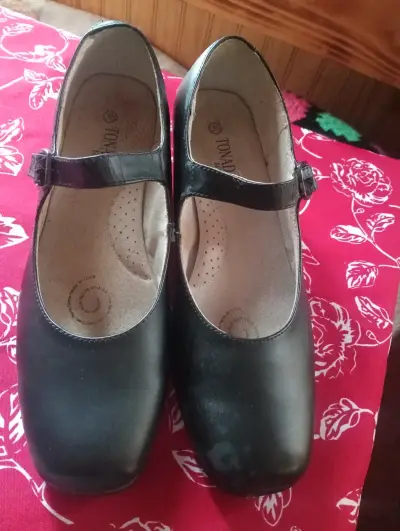Zapatos de cueca negros para mujer - miniatura 1