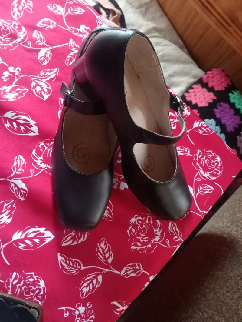 Zapatos de cueca negros para mujer - 4