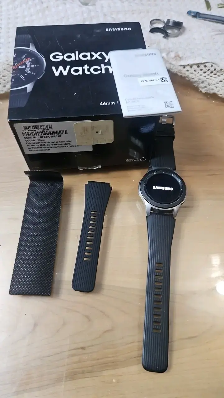 Reloj Samsung Galaxy Watch 46mm con Correas - 1