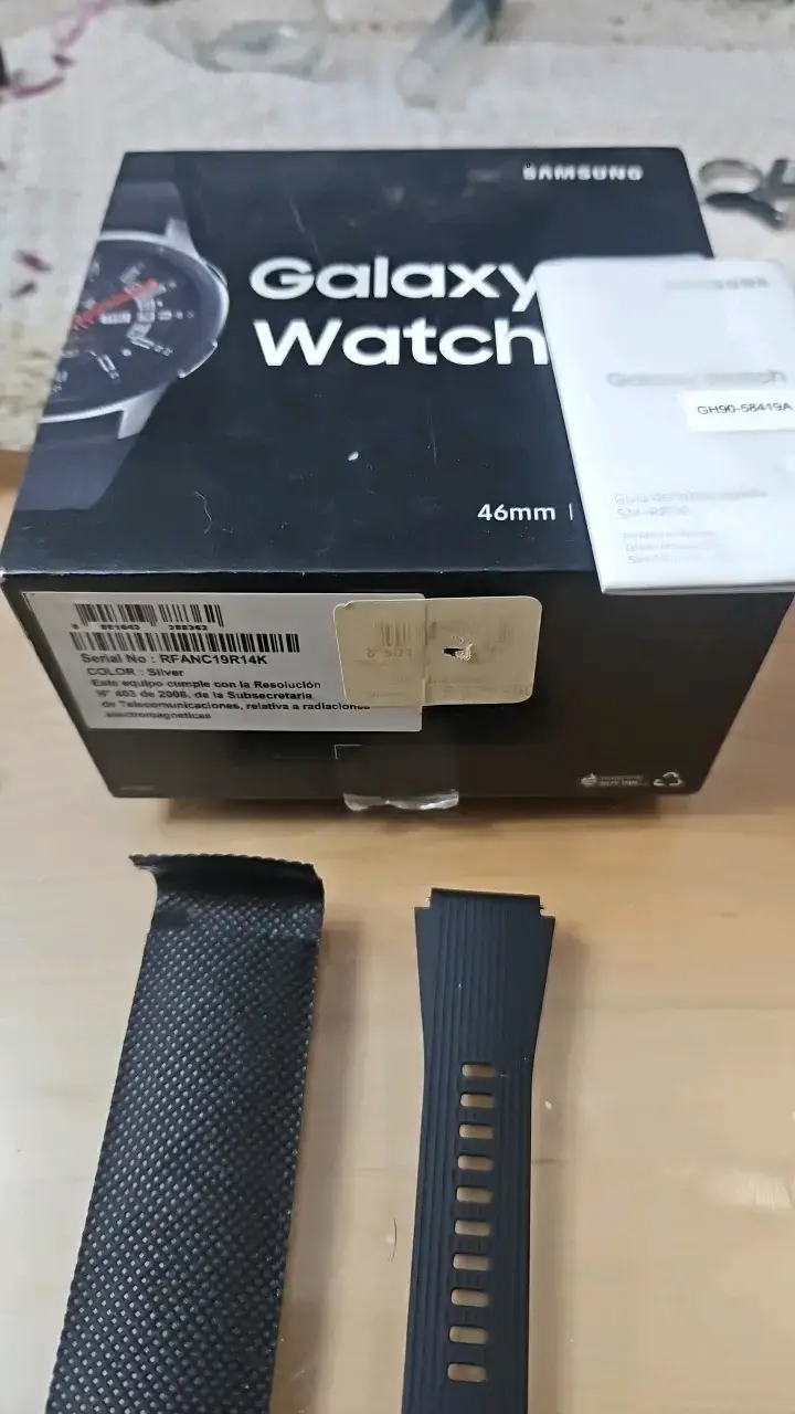 Reloj Samsung Galaxy Watch 46mm con Correas - 4