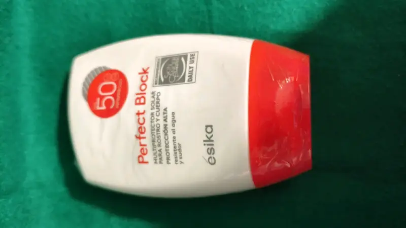 Bloqueador solar ÉsiKa Perfect Block SPF 50