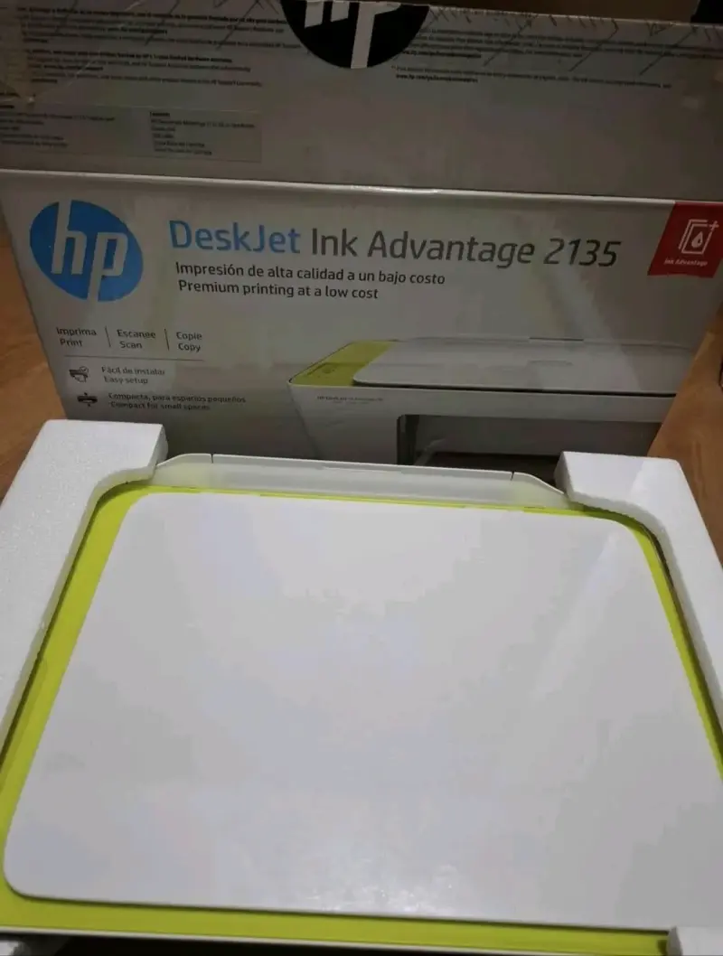 Impresora multifuncional HP DeskJet Ink - 2
