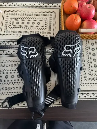Rodilleras de protección Fox Titan para motocross - miniatura 4