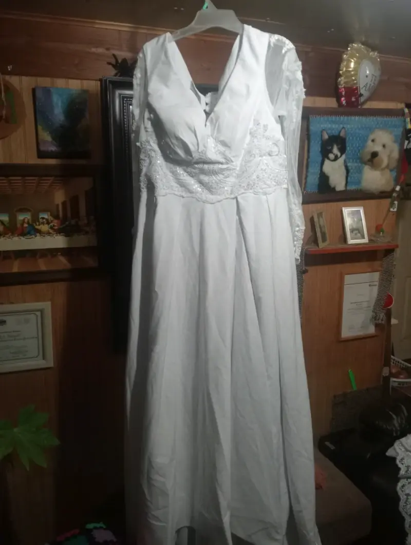 Vestido de novia blanco con encaje - 4