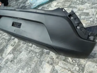 Parachoques trasero para Renault Kwid - miniatura 2