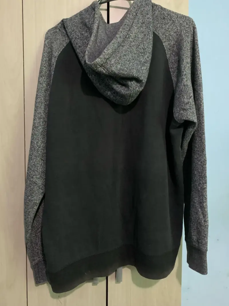 Polerón con Capucha Bicolor para Hombre Talla M - 2