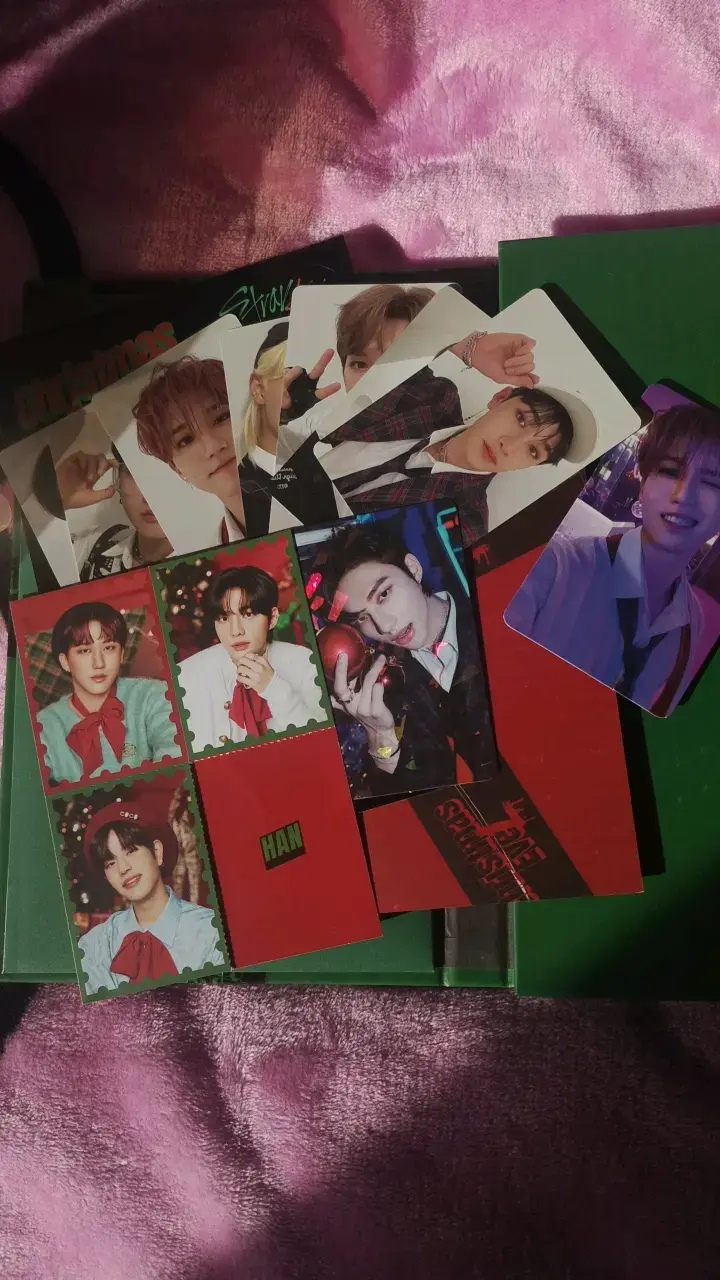 Álbum Stray Kids Christmas Eve con tarjetas - 4