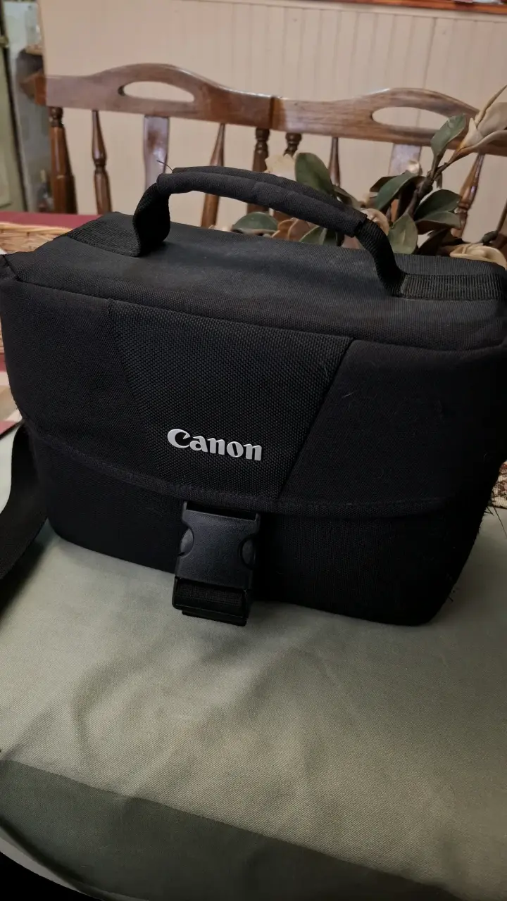 Bolso para cámara Canon negro con compartimentos - 1