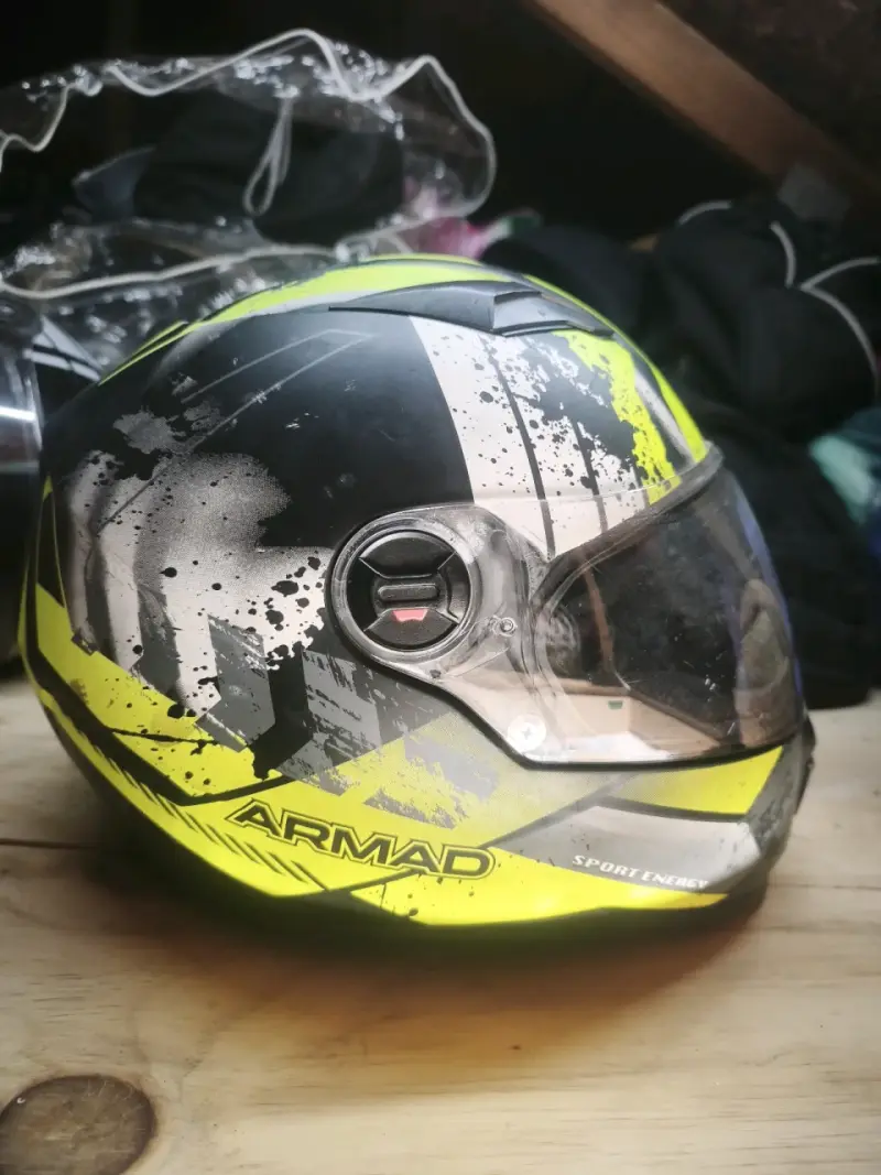 Casco de moto Benelli y otros modelos - 5