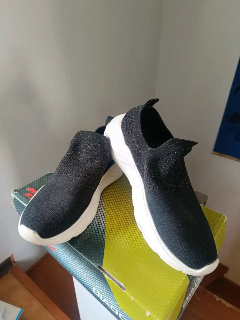 Zapatillas deportivas negras unisex