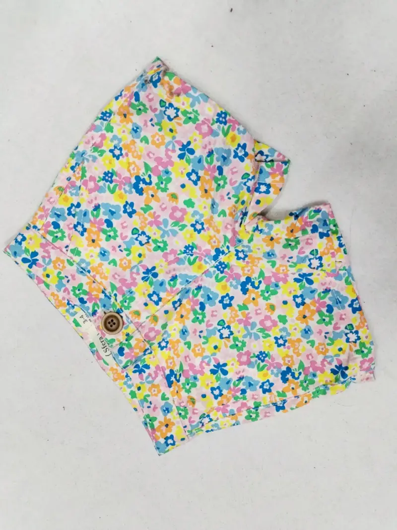 Shorts de niña con estampado floral y encaje - 1